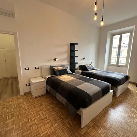Rm 191 - La Tua Casa Lontano Da Casa Apartment *